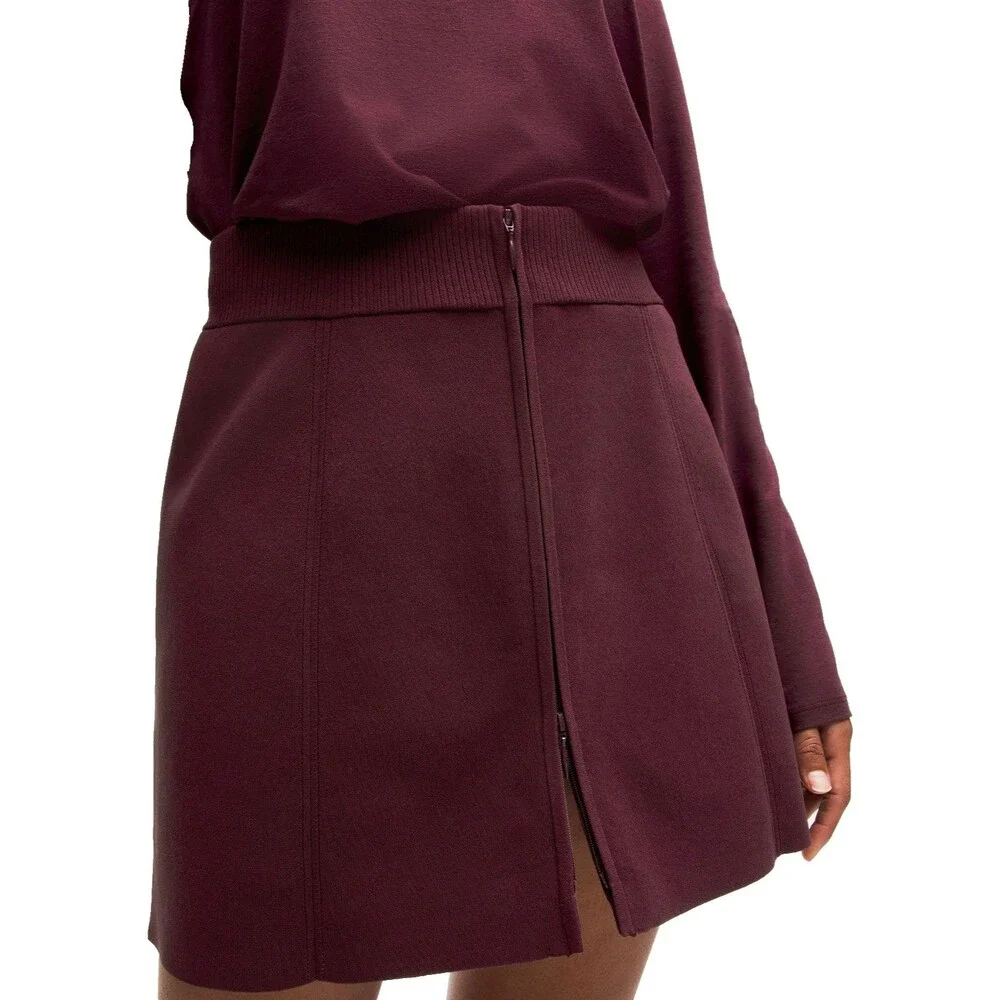 Lululemon Ribbed Knit Mini Skirt L Front Zip Garnet Burgundy Stretch Athleisure
